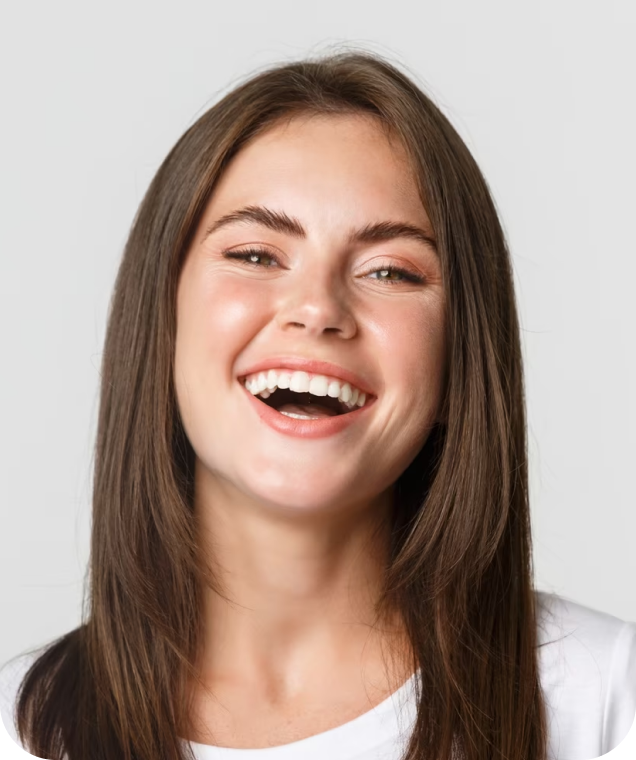Smiling woman with a healthy smile